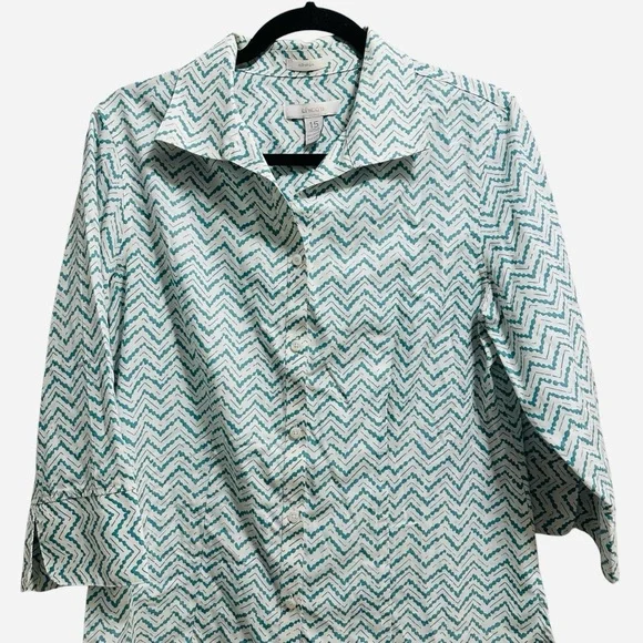 Chico’s green and white no iron blouse chevron print work career office Medium - Picture 5 of 11